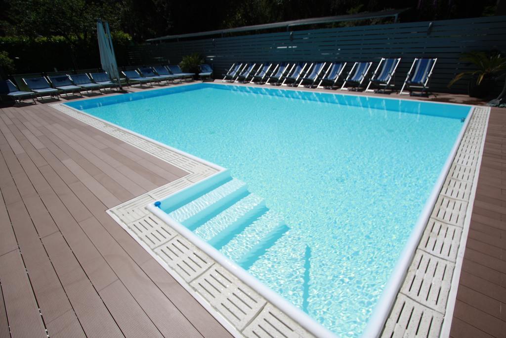 Hotel Miorelli Torbole Sul Garda Exteriér fotografie