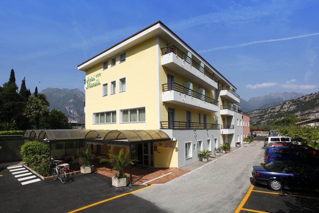 Hotel Miorelli Torbole Sul Garda Exteriér fotografie