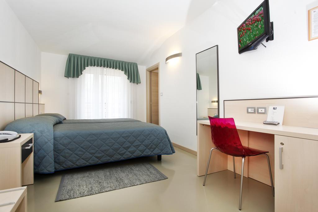 Hotel Miorelli Torbole Sul Garda Exteriér fotografie